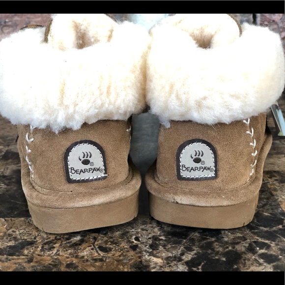 NEW BEARPAW Girls Kory Low Top Moccasin Boots || - Picture 5 of 15